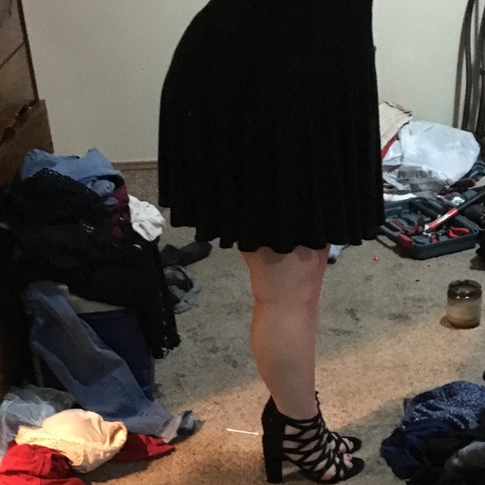 Black skater skirt
